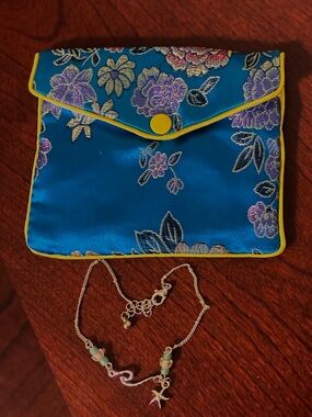 Beachy Anklet & Satin Dust Bag